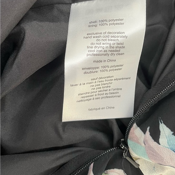 DB STUDIO Printed Chiffon Halter A-Line with Illusion Detail - Picture 7 of 8